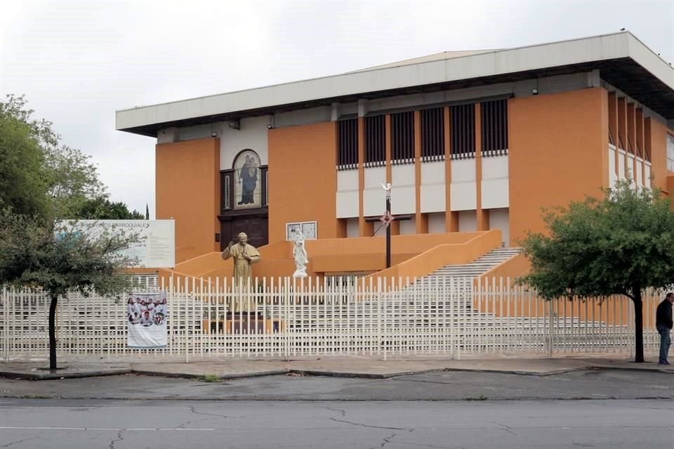 La Parroquia María Auxiliadora inició la construcción de sus criptas en 1996.