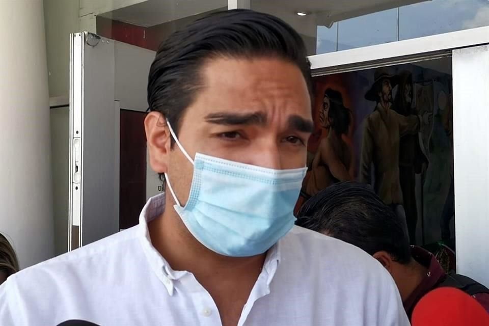 Carlos Peña Ortiz, Alcalde de Reynosa con licencia.