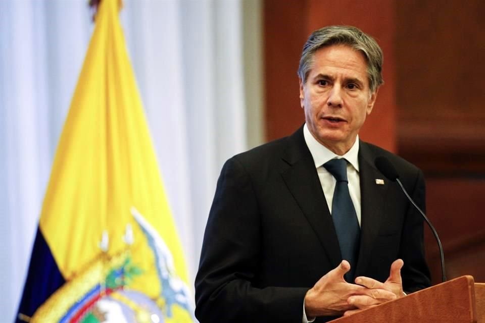 El Secretario de Estado de EU, Antony Blinken, en una conferencia de prensa en Ecuador.