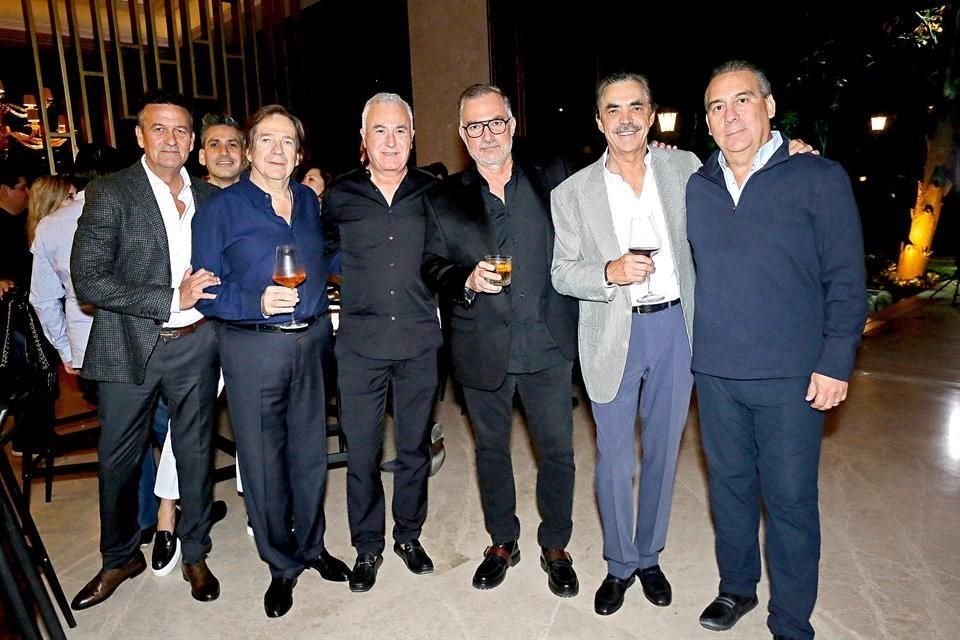 Juan Pablo Richardson, Sergio Gutiérrez Muguerza, Víctor Almaguer, Ramón Flores, Javier González Parás y Alberto Garza Zambrano
