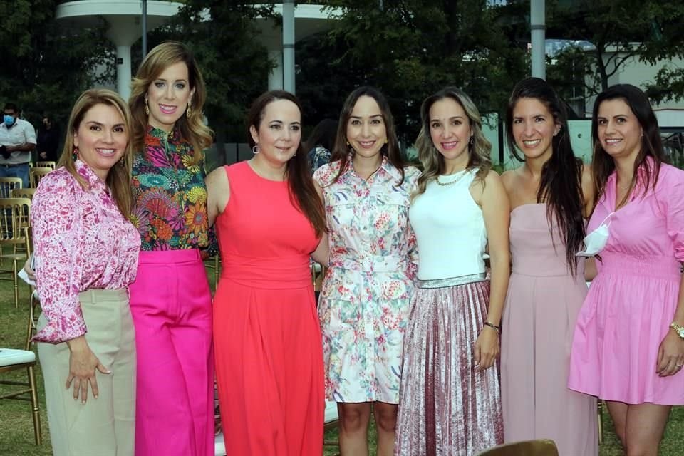 Amanda Garza de Vargas, Cristina Ruiz de Polanco, Gaby García, Marilú García de Colosio, Cynthia Tamez, Nelly Cantú de Marcos y Soraya Martín del Campo de Califa