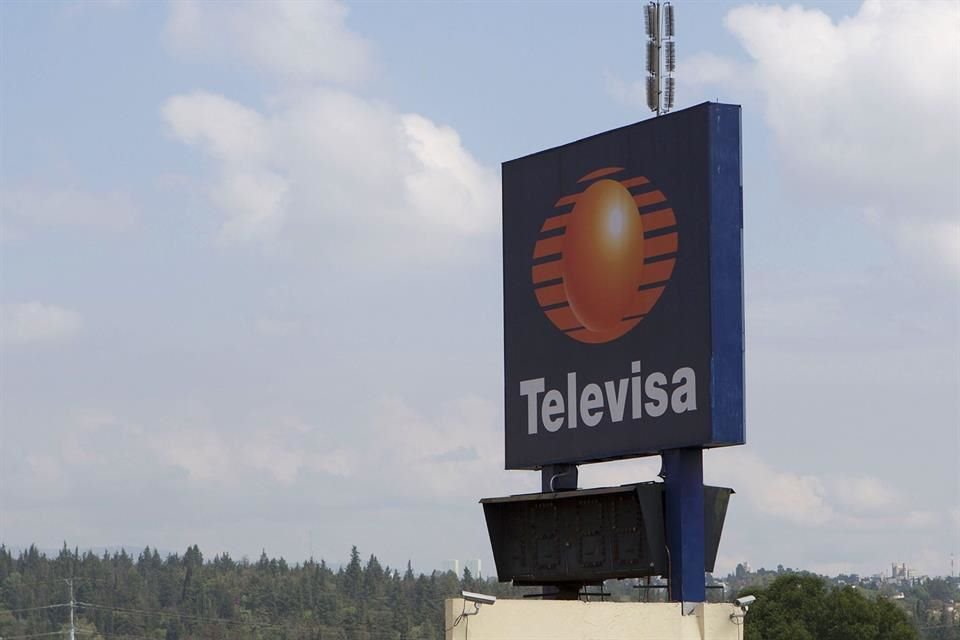 La périda neta de Televisa entre julio y septiembre del presente año se compara con  la ganancia de mil 118.4 millones de pesos en el mismo periodo de 2022.