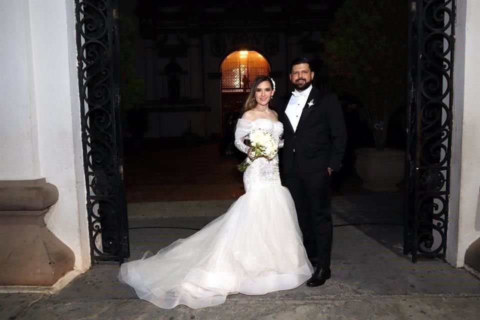 Marelli Chapa Elizondo y Mario Cortés Cano