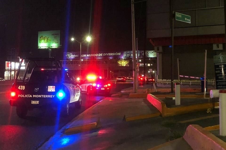 El hombre fue atacado a balazos en el estacionamiento de la tienda City Club ubicada en el cruce de Lincoln y Fidel Velázquez.