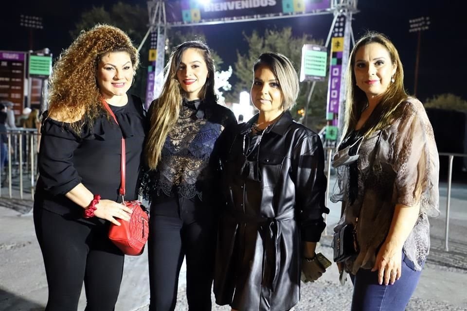 Jéssica Fuentes, Janeth Villarreal, Susy Villarreal y Neira Flores 
