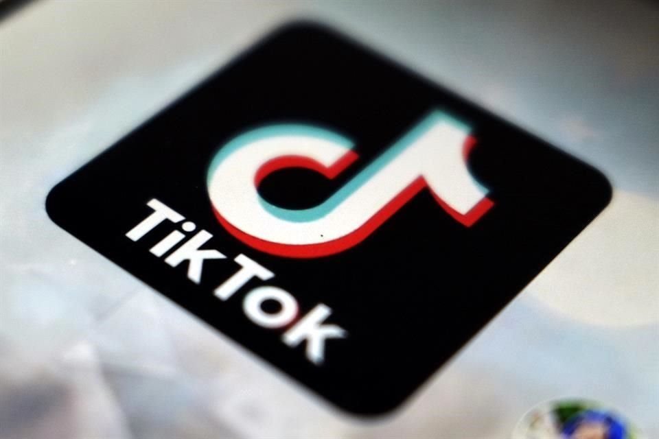 TikTok tiene una versión para niños menores de 13 años, edad mínima requerida para poder usar las redes sociales.