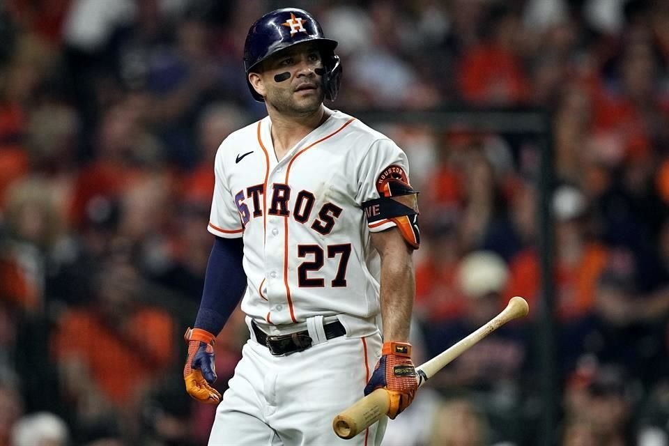 Por los Astros, su estrella José Altuve salió en una mala noche y se fue con 3 chocolates.