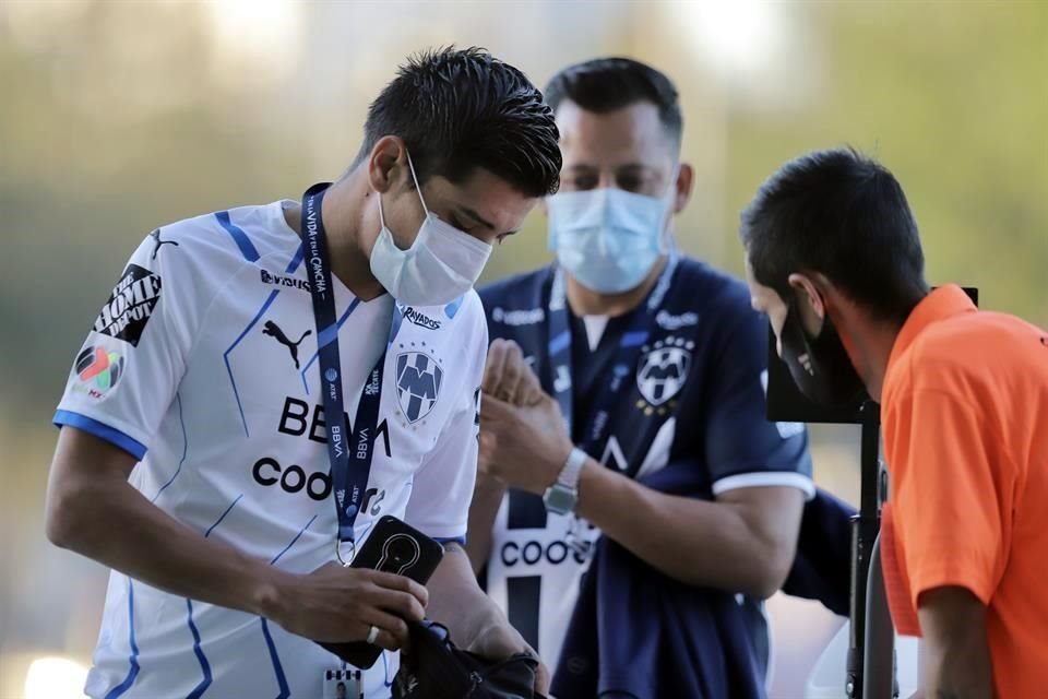 Observa los detalles del ambiente de la Final Rayados-América por la Concachampions.