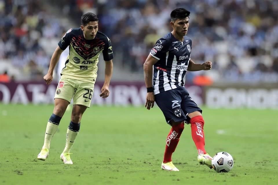 Imágenes del primer tiempo en el duelo Rayados-América.