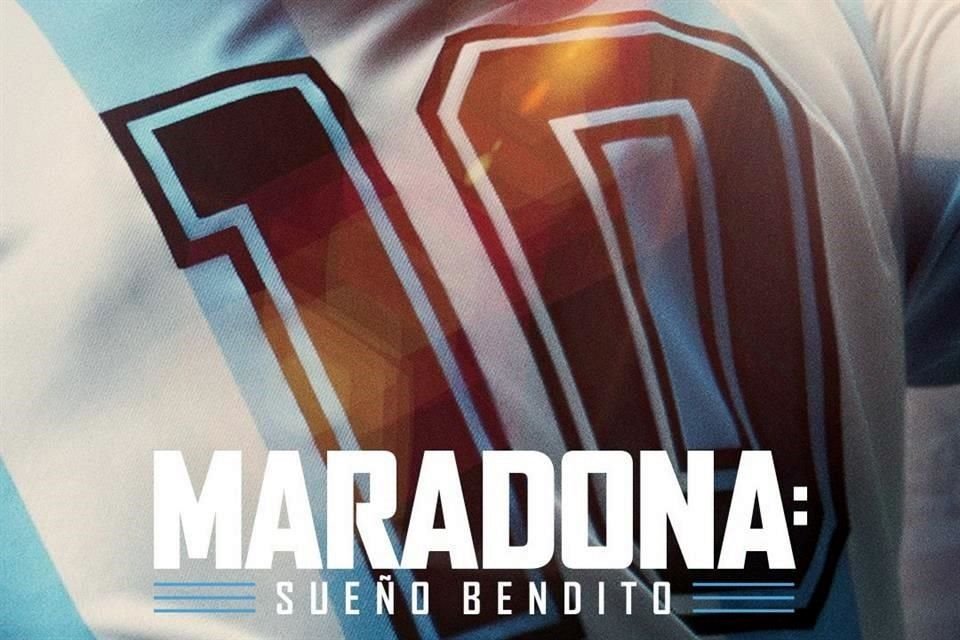 La vida de Maradona fue llevada a la pantalla chica.