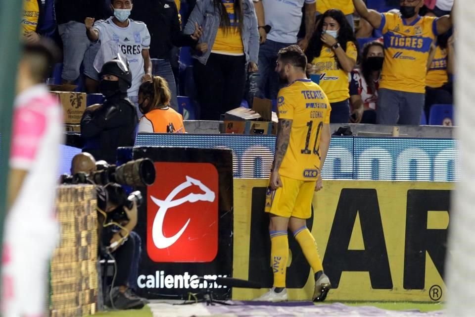 El francés volvió a marcar en el segundo tiempo para controlar el encuentro.