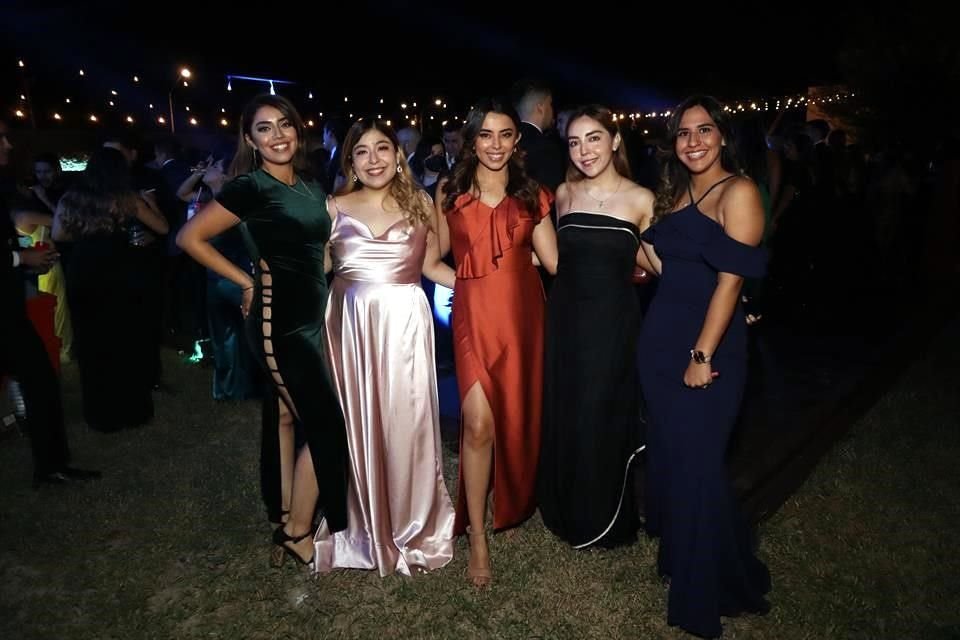 Elsy Márquez, Magali Saldaña, Clarissa Cárdenas, Paola Esquivel y Madeline Salinas