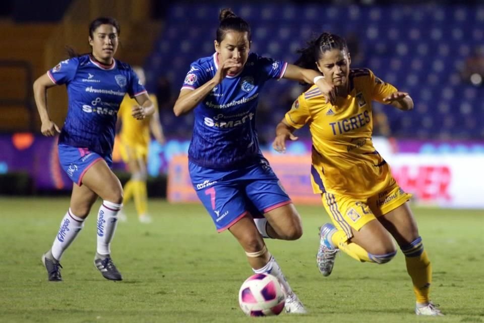 En el segundo tiempo, Tigres Femenil pudo incrementar el marcador, pero se conformaron con el 3-0.
