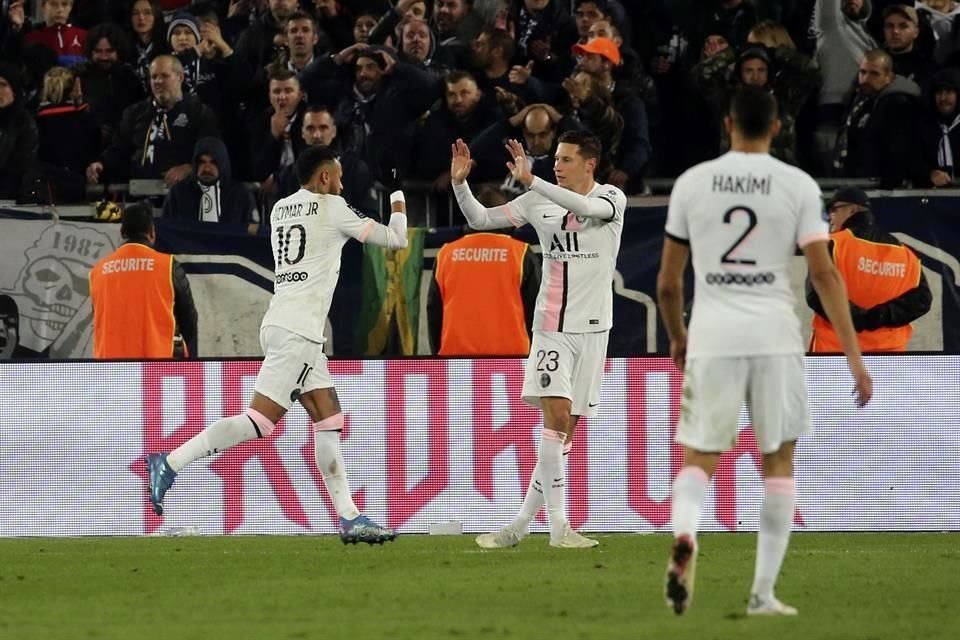 Neymar fue la figura del día para el PSG.
