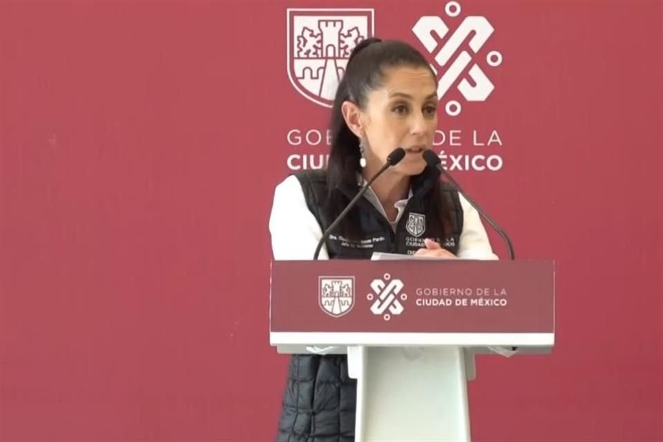 Sheinbaum, indicó que, a la par de la ampliación del reparto de tanques de la Federación, se evalúa un plan de revisión de contenedores del combustible.
