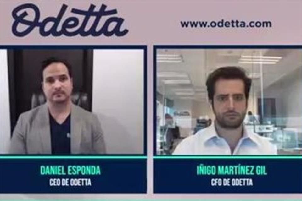 Directivos de Odetta durante la conferencia.