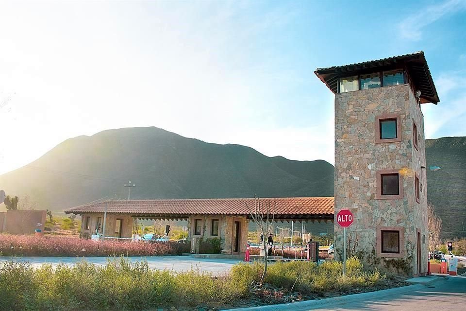 Sé parte de Terralta, Residencial & Country Club, conoce las amenidades, características y beneficios de pertenecer a este desarrollo naturalmente creado para ti.