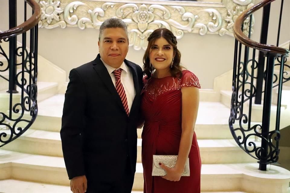 Octavio Ramos y Claudia Arriaga