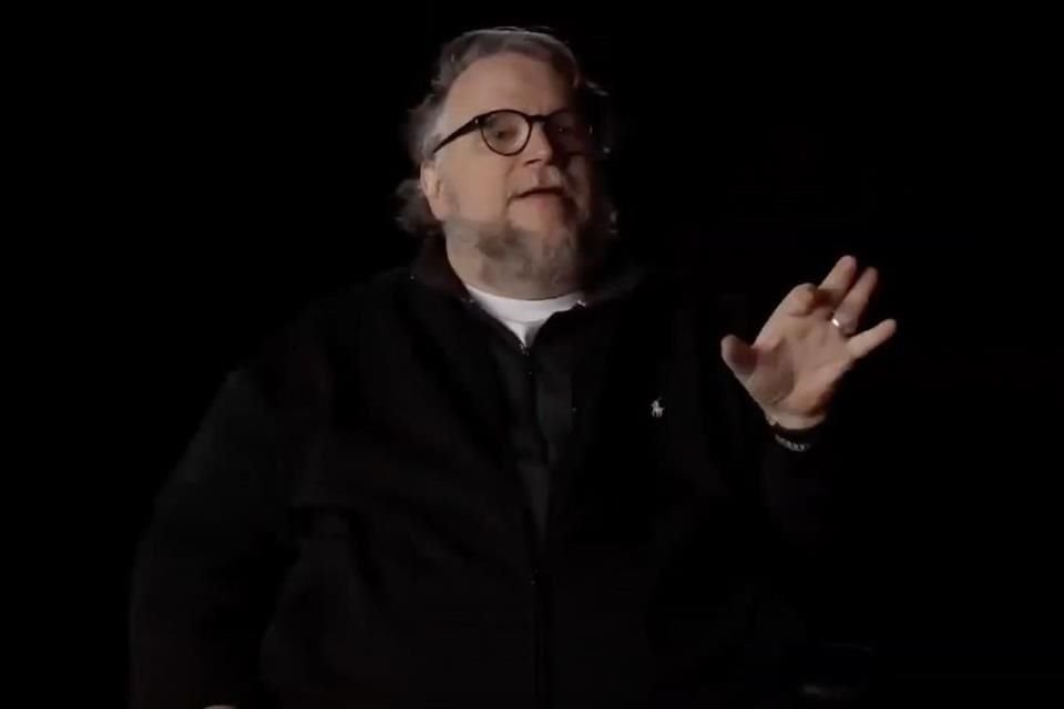 Guillermo del Toro se casó con la historiadora de cine Kim Morgan el pasado mayo, y la presentó como su esposa en la gala de LACMA.