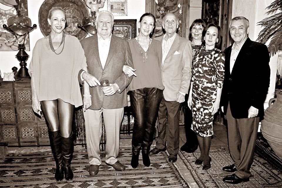 Bárbara Perusquia, Eduardo Lobeira, Cristina Brittingham, Adalberto Cavazos, Catalina Roel y Esteban Villegas