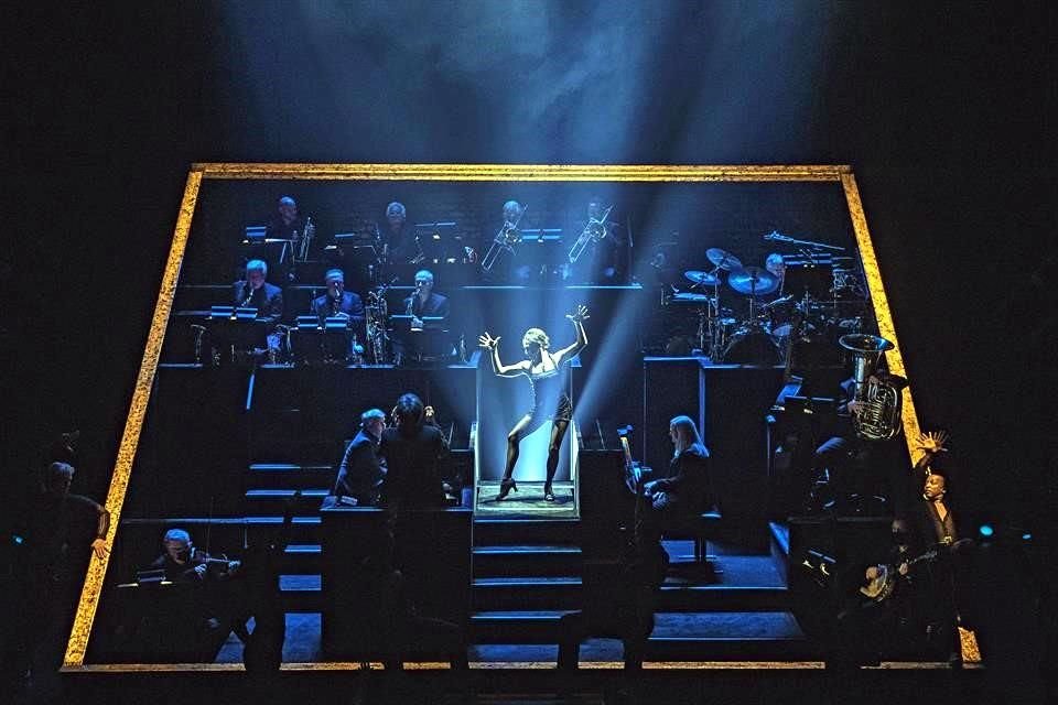 Celebrará la obra Chicago 25 años de su estreno, ahora está convertida en ícono de Nueva York.