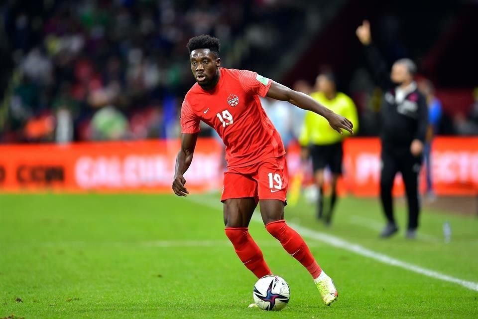 Alphonso Davies es la figura del equipo canadiense.