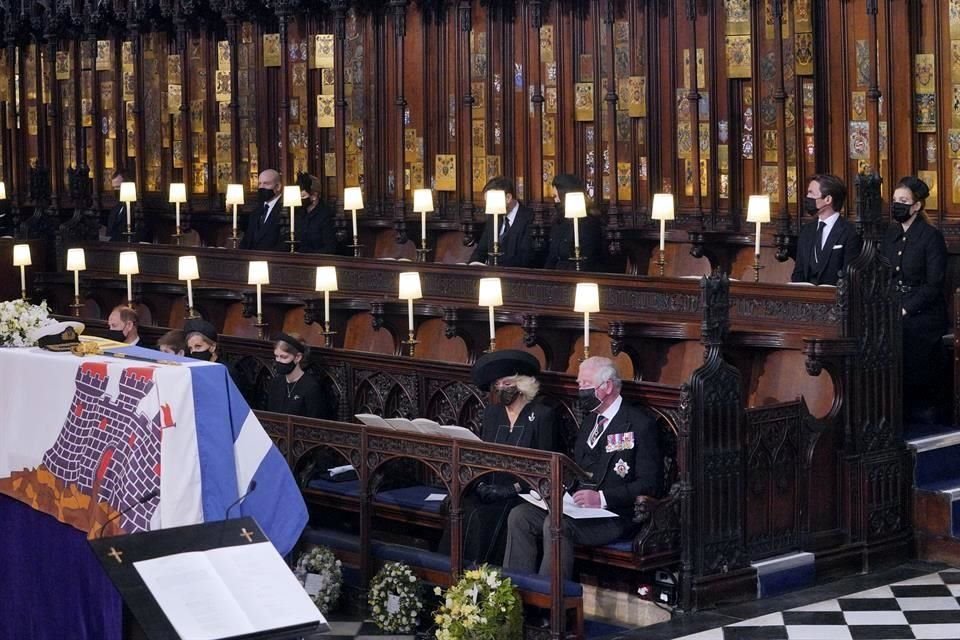 Debido a la pandemia, sólo 30 personas forman parte del funeral del Príncipe Felipe, la mayoría de ellas son integrantes de la Familia real.