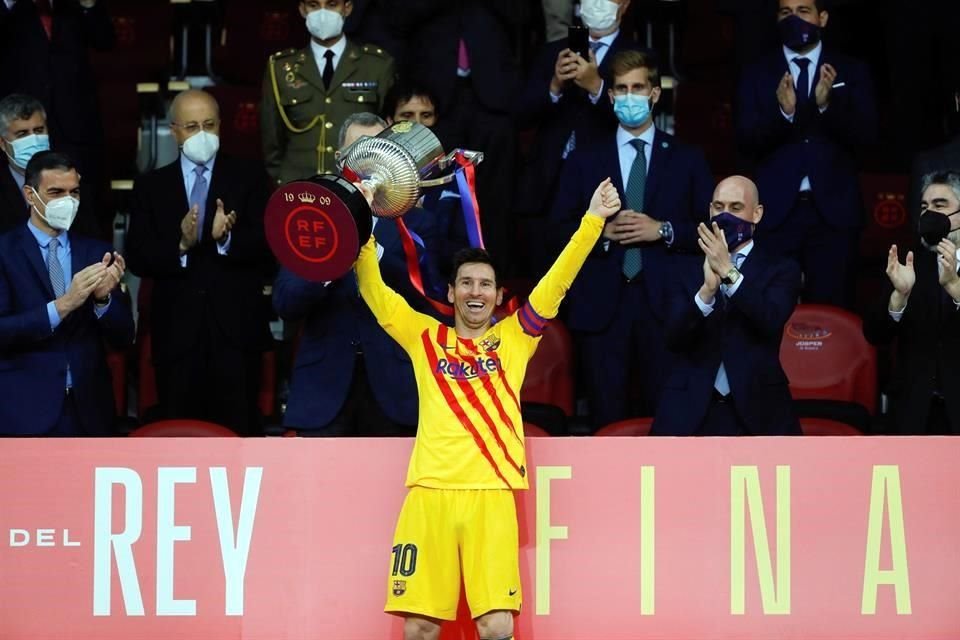 Messi sigue sin renovar con el Barcelona.