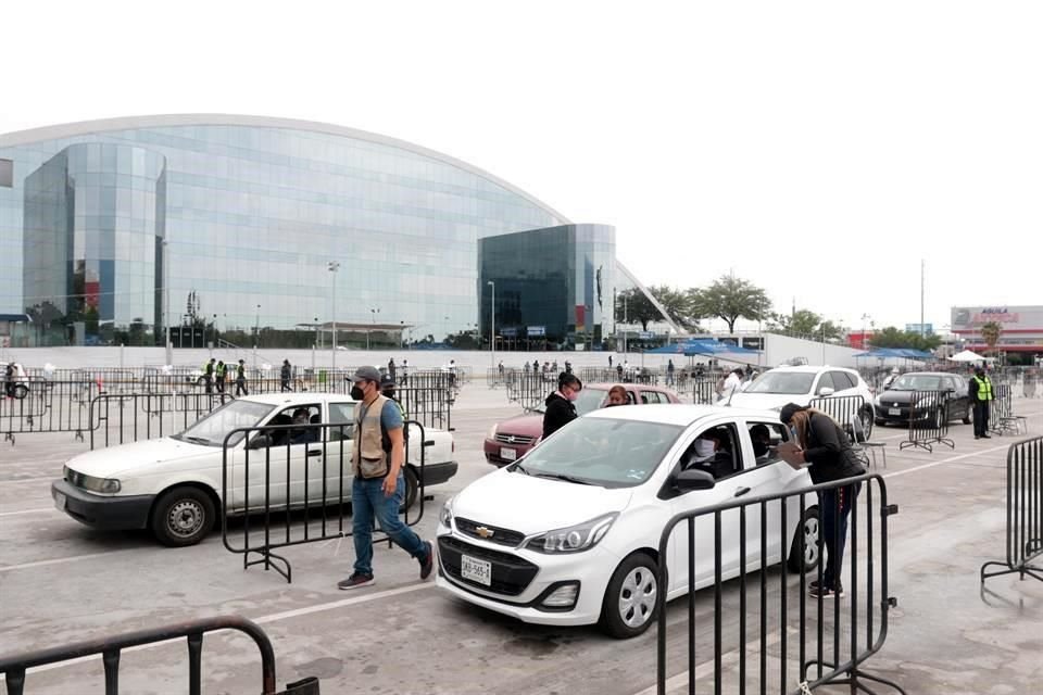 La vacunación para los menores se realizará en la Arena Monterrey.