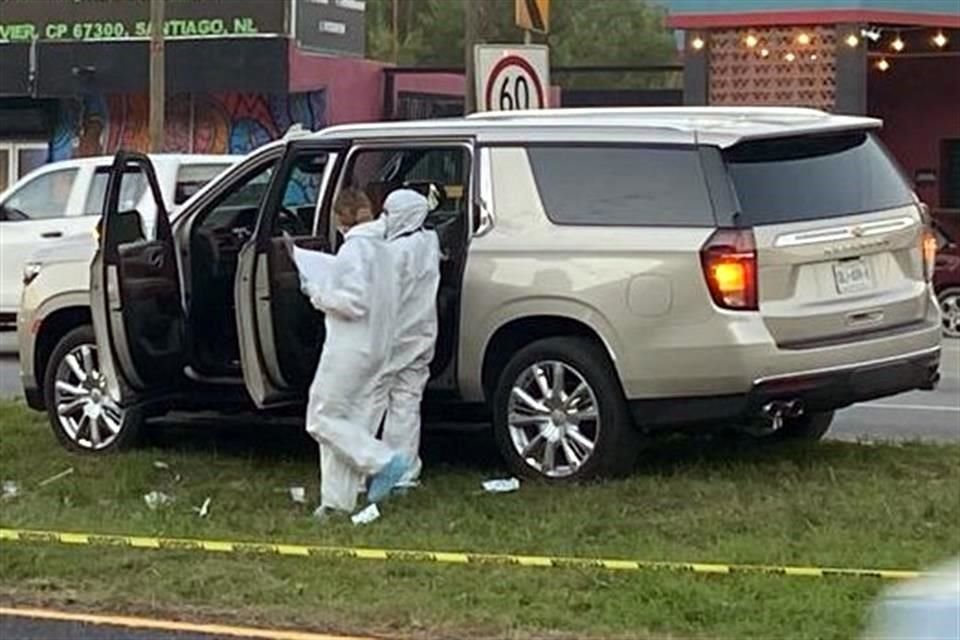 El conductor huyó de Montemorelos a Santiago y se detuvo en el camellón central de la Carretera Nacional, frente al Cercado.