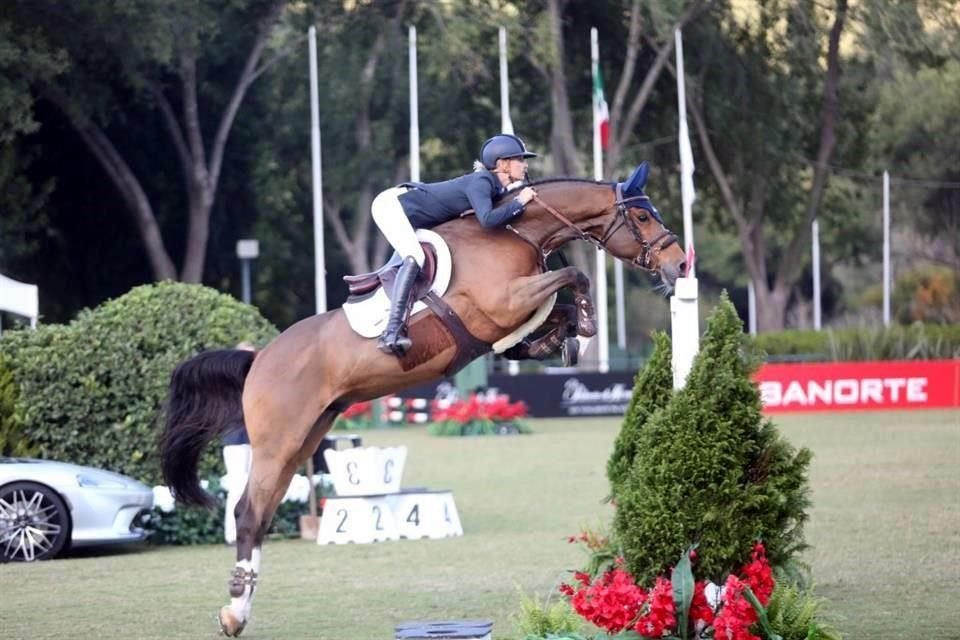 Jana Wargers, montando a Limbridge