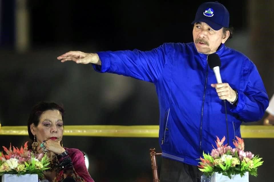 El Presidente de Nicaragua, Daniel Ortega, y la vicepresidenta Rosario Murillo.