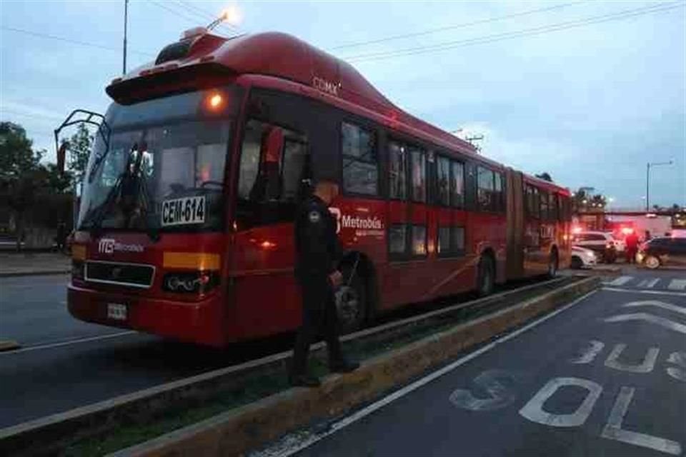 Respecto al proyecto de la llamada Línea 0 del Metrobús, que plantea conectar la Alameda Oriente con Pantitlán, el experto consideró que es positivo.