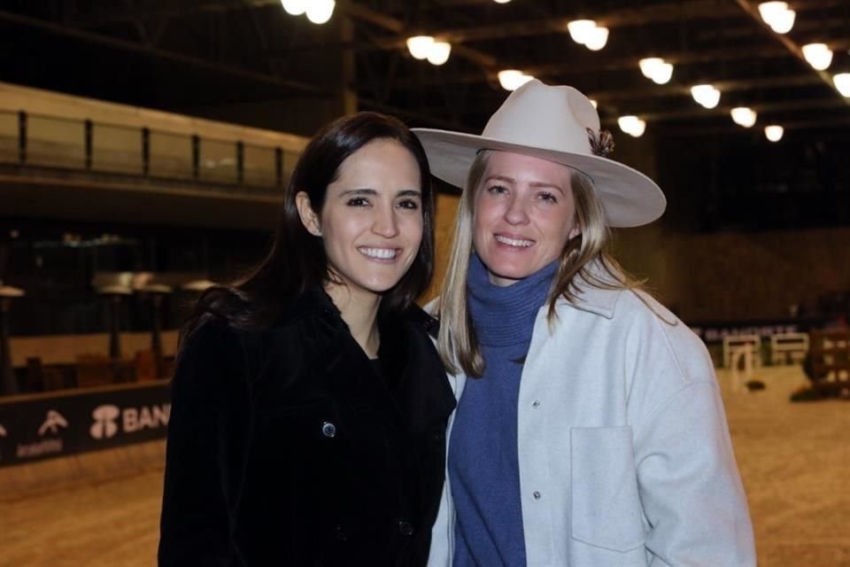 Fernanda Longoria y Yuly de Romo