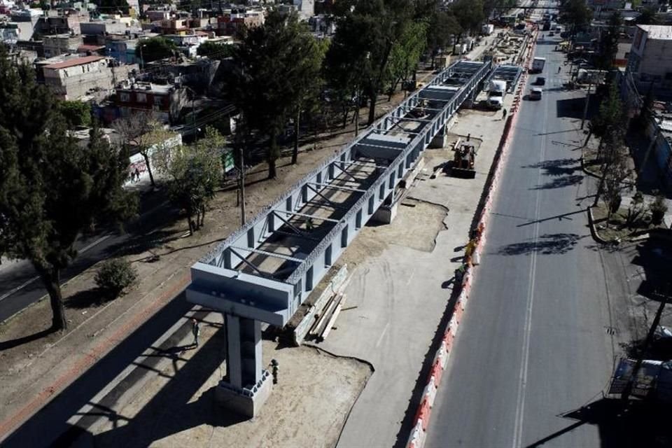 Titular de Sobse explicó que hace falta terminar estructuras de acero, pero hay un problema de suministro con las 18 mil toneladas contratadas, pues están pendientes 2 mil.