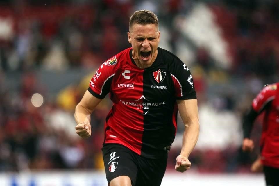 El argentino engañó a Esteban Andrada con su cobro.