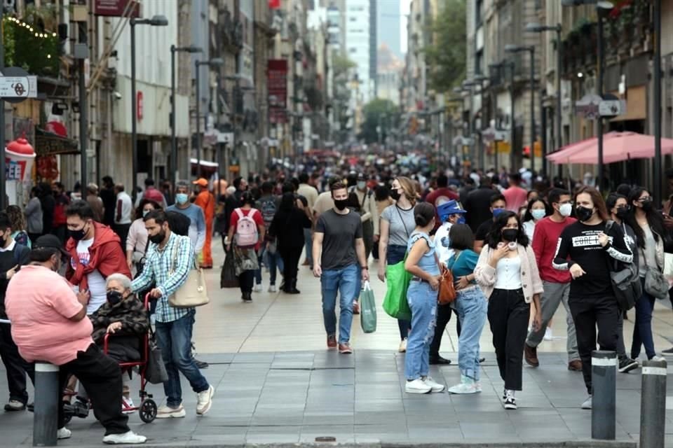 'Estamos en un momento de estabilidad, que puede cambiar. Sí, hay que recordar que vienen las fiestas decembrinas, los encuentros familiares', indicó la titular de la Sedesa.