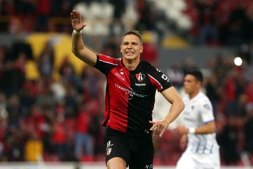 Julio Furch marcó de penal el 1-0.