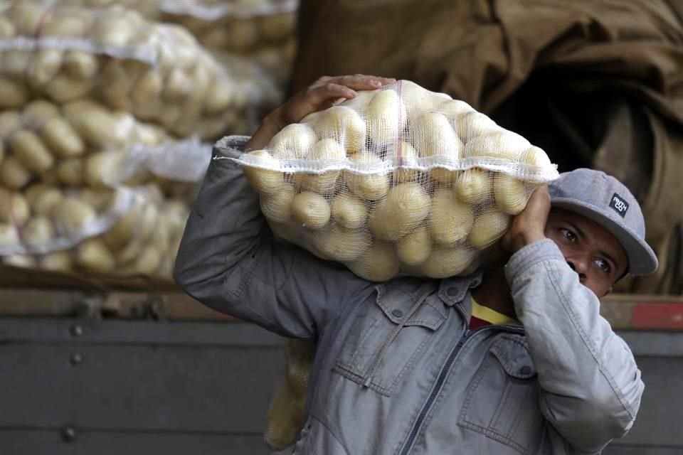 La Tasa de Desocupación en hombres subió a 3.95% de la PEA durante octubre.