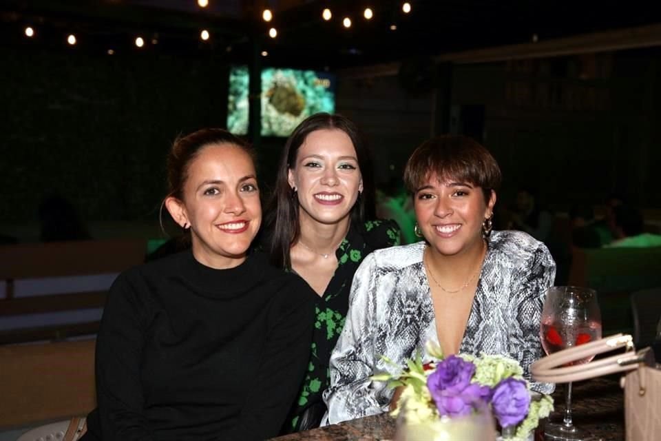 Lily Santos, Abigail Orta y Alina Tijerina