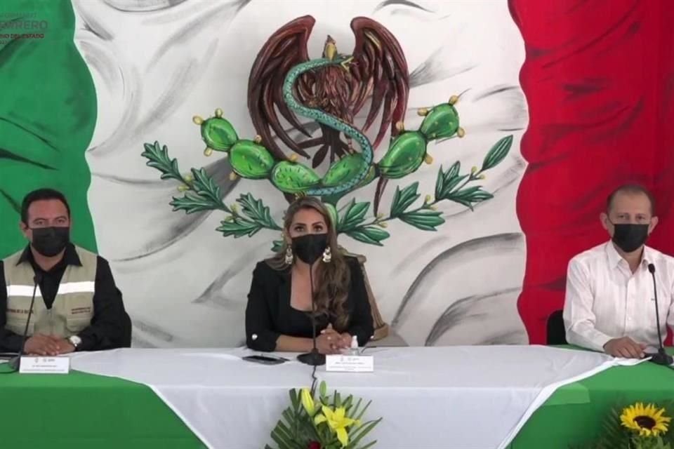 Evelyn Salgado aclaró que ella en ningún momento mandó a hacer la pieza.