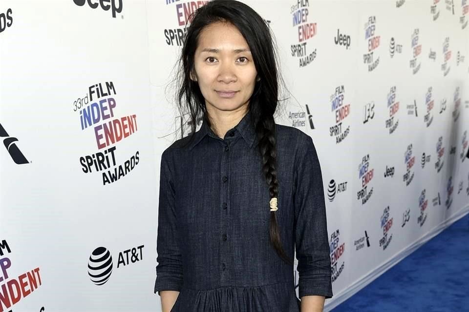 Chloé Zhao podría igualar a Walt Disney con récord de victorias en la próxima entrega del Óscar.