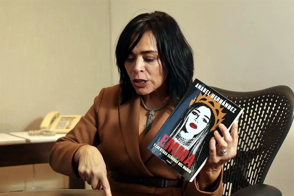 Anabel Hernández presenta hoy, a las 19:00 horas, 'Emma y las Otras Señoras del Narco', en el Salón 10 de la Expo Guadalajara.