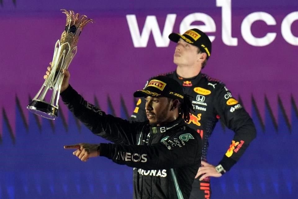 Lewis Hamilton y Max Verstappen definirán al campeón de la F1 en la última fecha.