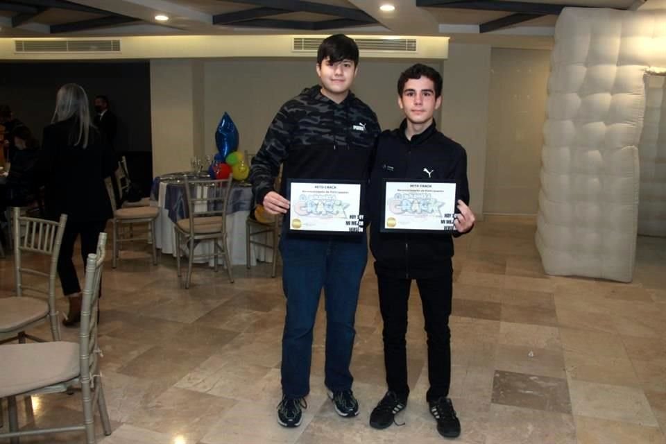 Rogelio Elizondo y Ricardo Flores