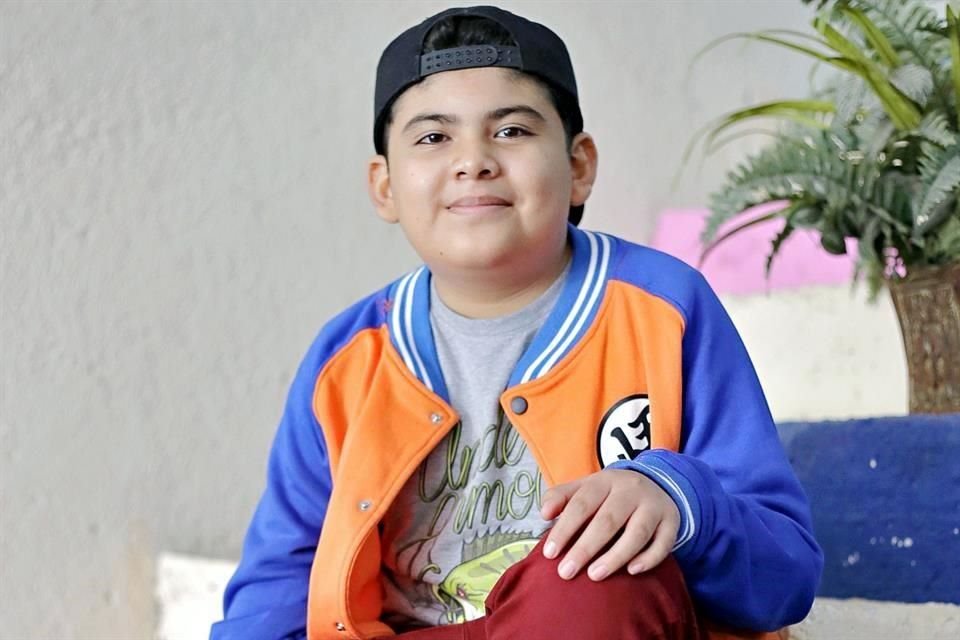 Alexander es uno de los líderes de la Ludoteca Nicniuh.