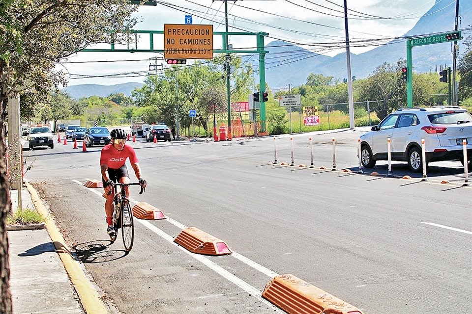 La primera etapa de Vía Libre, que se realiza en la Avenida Alfonso Reyes, en San Pedro, ha sido cuestionada por las adecuaciones viales y los espacios de la vía.