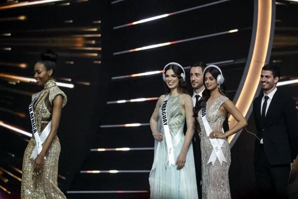 Harnaaz Sandhu, de la India, es la joven que este domingo se llevó la corona de Miss Universo 2021; le gana a Paraguay y Sudáfrica.