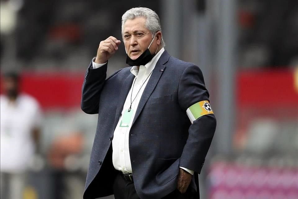 Vucetich no ha podido regresar a su época dorada con algún título, pese a estar al frente de las Chivas.