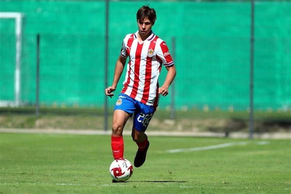 Mateo Chávez García nació en San Pedro en la época en la que Paulo César Chávez jugaba para el Monterrey.